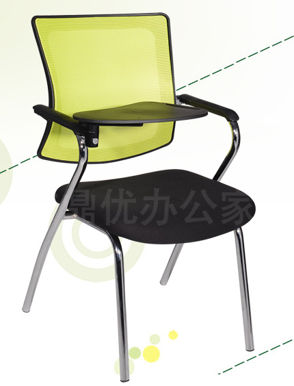 好的學(xué)生培訓椅，創(chuàng  )造一個(gè)健康舒適的學(xué)習環(huán)境