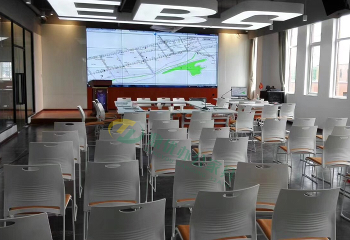 培訓室簡(jiǎn)約培訓桌椅案例