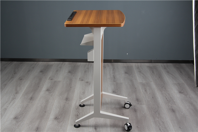 擁有什么特點(diǎn)的演講桌受歡迎？