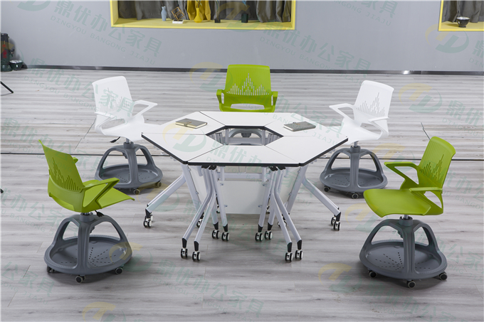 智慧桌椅能夠營(yíng)造什么樣的學(xué)習氛圍 智慧桌椅能夠營(yíng)造什么樣的學(xué)習氛圍